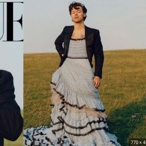 Meet your Posher, Mila